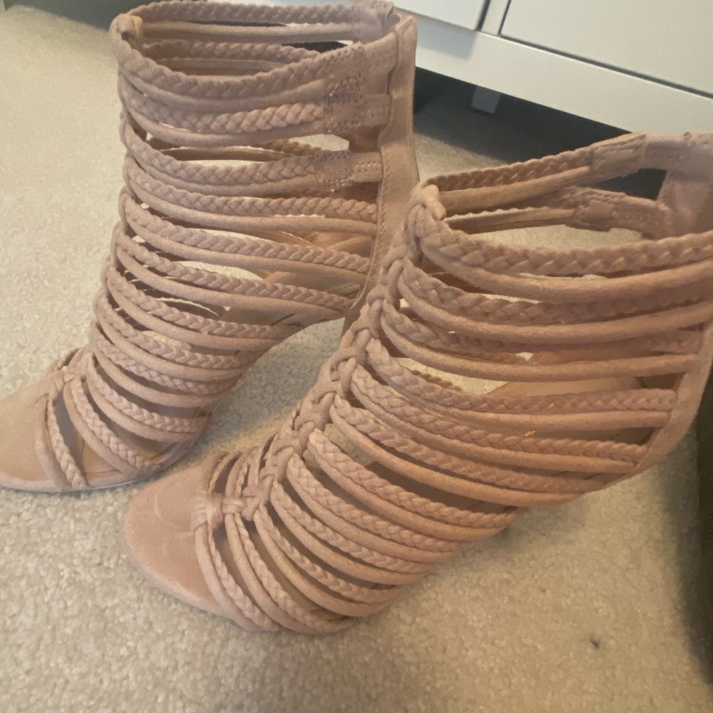 Aldo Heels Nude